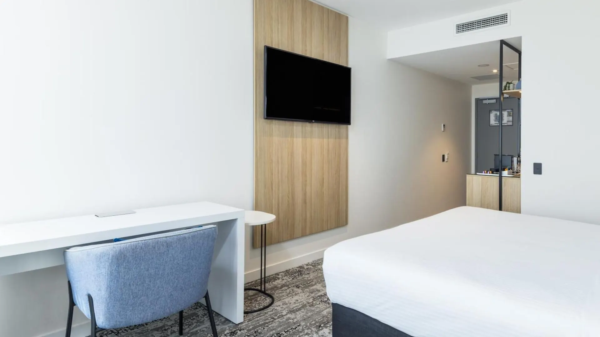 Oaks Cairns Hotel
