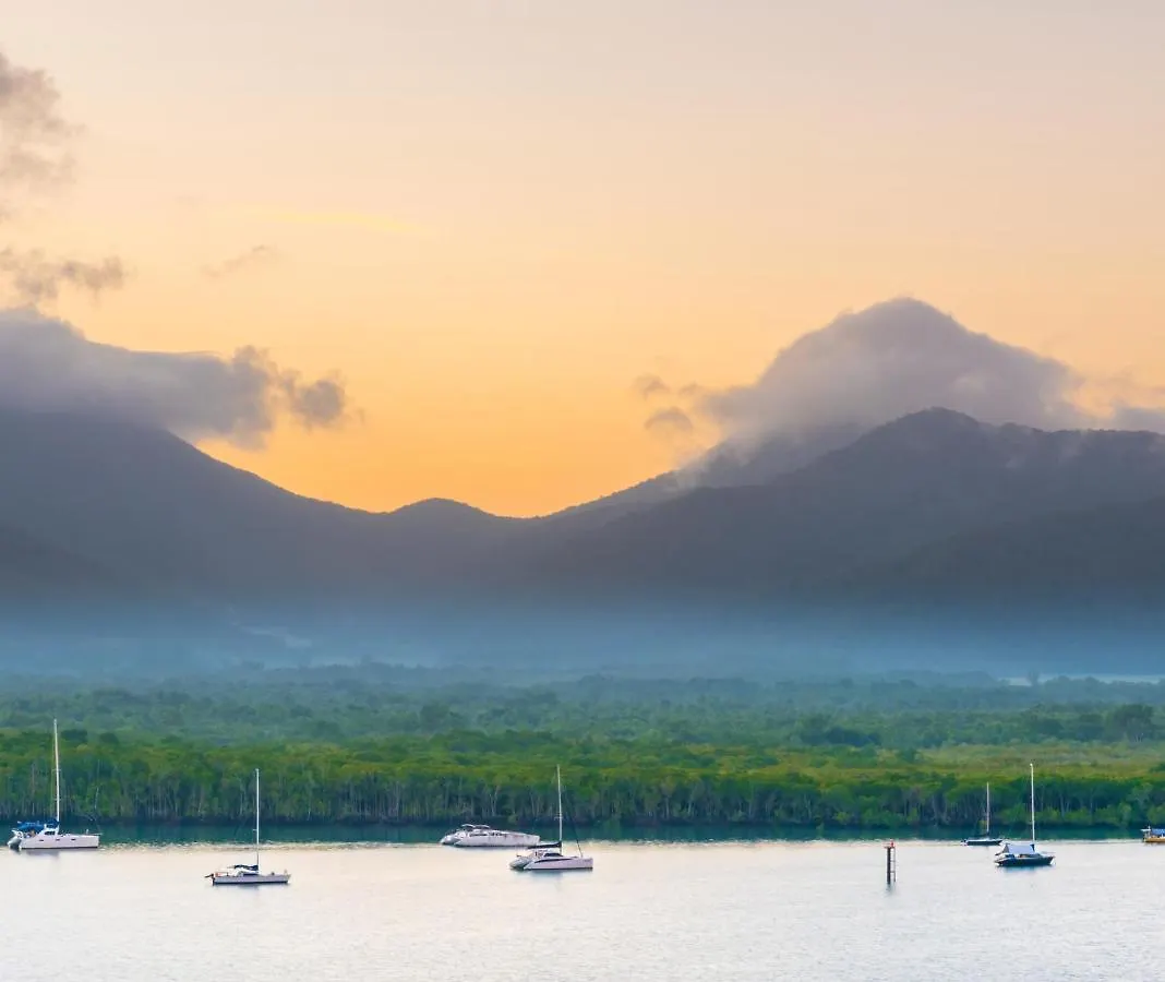 Oaks Cairns Hotel Australia