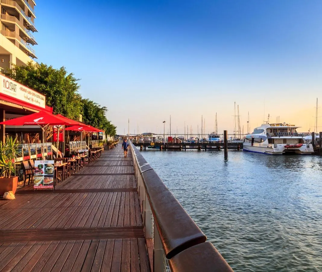 ****  Oaks Cairns Hotel Australia
