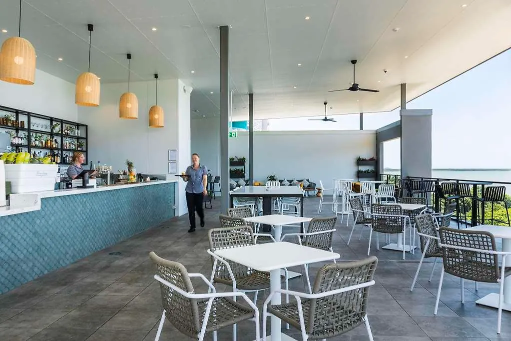 Oaks Cairns Hotel